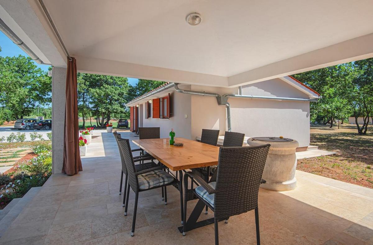 Villa Martinetinka Vodnjan Bagian luar foto